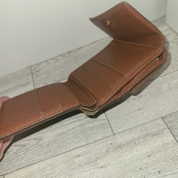 Authentic Louis Vuitton Wallet Coin Purse Brown Tan Leather - Picture 7 of 15